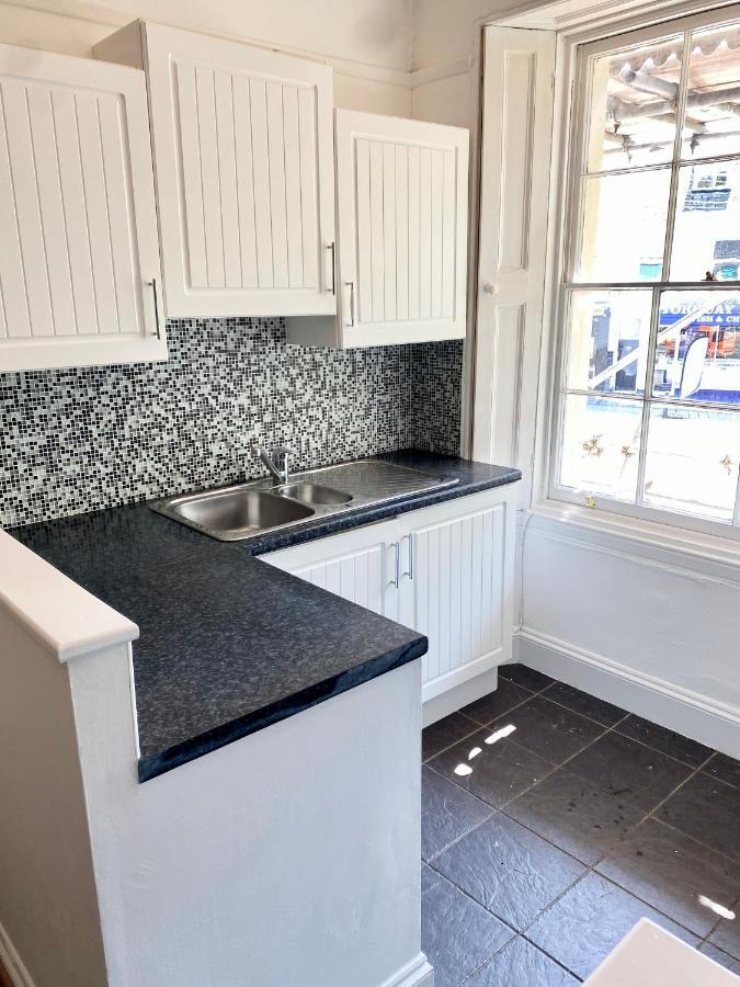 Torquay, 2 Bedrooms, Sleep 6, Free Parking, Torbay Экстерьер фото