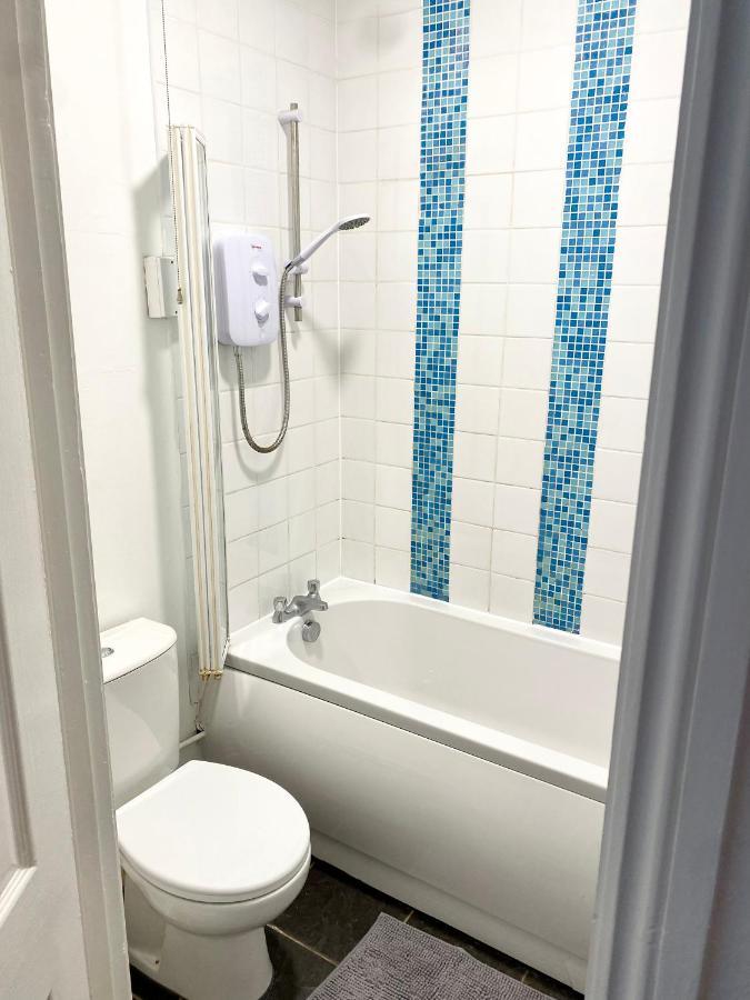 Torquay, 2 Bedrooms, Sleep 6, Free Parking, Torbay Экстерьер фото